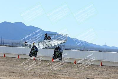 media/Jan-22-2023-CVMA (Sun) [[66d43cdebf]]/Race 11 Stock 1000 Shootout/